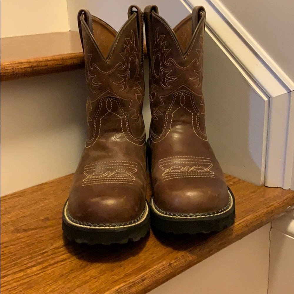 Ariat Fat Baby Round Toe Boots